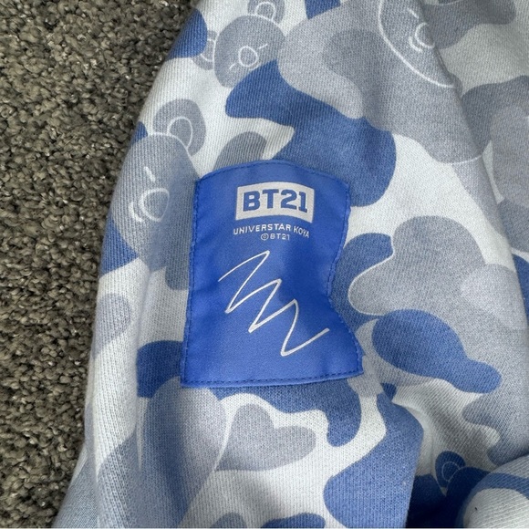 BT21 official merch hoodie, unisex XL blue and white camouflage - Picture 2 of 4